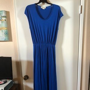 Capped sleeves maxi dress